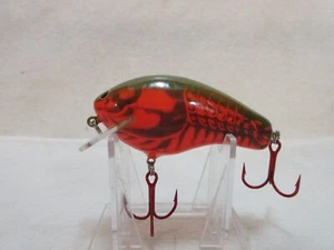 Vintage Bagley Original Balsa B3 Red & Green Craw w/ Square Bill - Picture 1 of 4