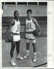 1990 Press Photo Cwr Basketball Players Ed Saxon And Joe Harubin - Cvb52373