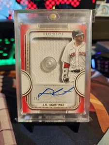 2022 Topps Definitive Collection J.D. Martinez Red 1/1 Auto Button Patch Red Sox - Picture 1 of 3