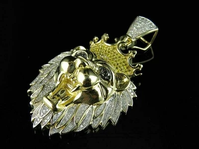 Ciondolo Testa Di Leone Ruggente 3D In Diamante Simulato 5Ct In Oro Giallo 14K - Immagine 1 di 4