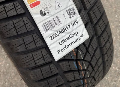 Goodyear UltraGrip Performance G1 ROF FP 225/45 R17 91V - Bild 1 von 2