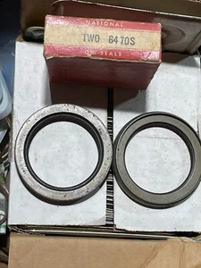 New Front Wheel Seals GMC 1947-1948-1949-50 FC300-3250/FF350 National 6470S - Picture 1 of 1