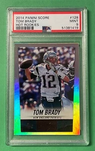 2014 Panini Score Tom Brady Hot Rookies #128 PSA 9 como nuevo Patriots - Imagen 1 de 2