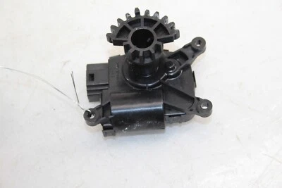 2012-2019 Fiat 500 HVAC Flap Actuator AA113800-3660 OEM EZ79 - Image 1 of 2