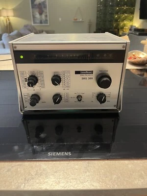 SG389 Sinus-Rechteckgenerator Signalgenerator - Bild 1 von 3
