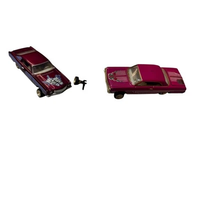 Lot of 2 Low Riders Toy RV-MMLLC Made 2000 One W/ Broken Wheel Hot Wheels - Image 1 of 4