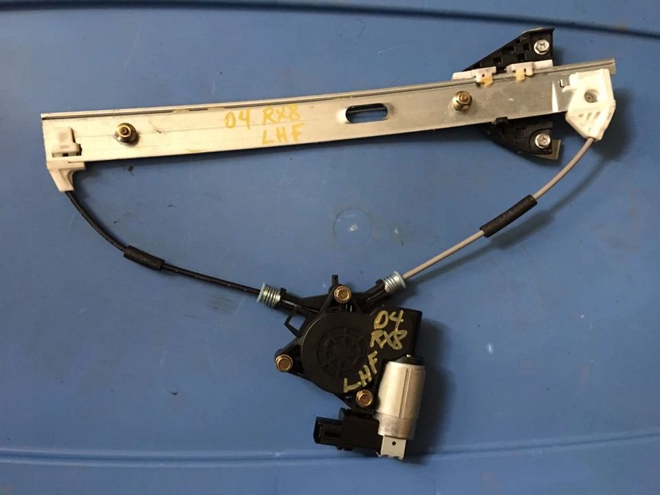 MAZDA RX-8 2004 2005 2006 2007 2008 REGULADOR VENTANA DELANTERA IZQUIERDA CON MOTOR Foto 1 de 1