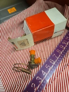 NOS 1973-75 FORD F100 F250 F350 PICKUP TRUCK A/C EVAPORATOR THERMOSTAT Asy - Picture 1 of 8