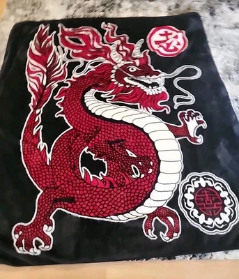 MANTA DRAGON FANTASY TAMAÑO REINA 70" X 84" Foto 1 de 4