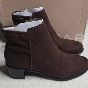 NIB Justfab Alexis Ankle Booties Size 9 Color Coffee - Picture 1 of 9