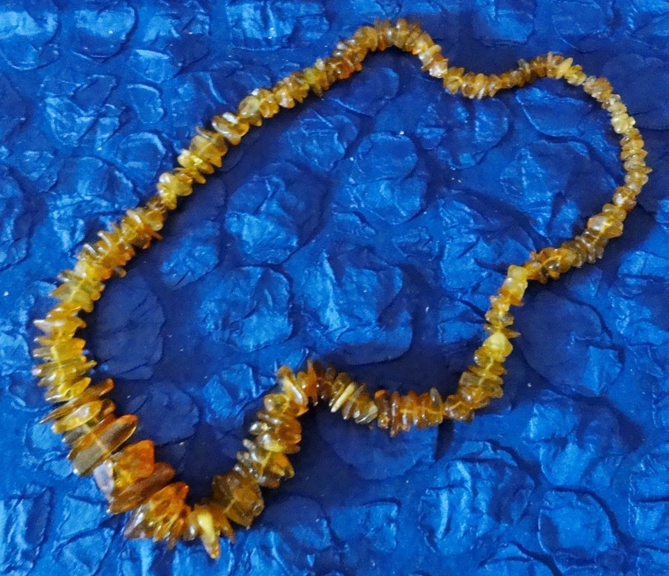 alte BERNSTEIN-KETTE - heller Roher Bernstein 75g schwer Länge: ca. 68 cm - Bild 1 von 3