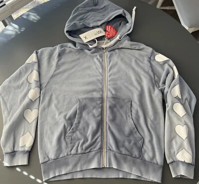 Sudadera con Capucha Wildfox Grande Corazón Terry Cremallera en Cielos Azules Nueva con Etiquetas Precio de venta sugerido por el fabricante 160 USD Foto 1 de 4