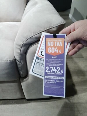  Vera occasione ,divano angolare Dondi  , tessuto lavabile , nuovo mai usato  - Immagine 1 di 4