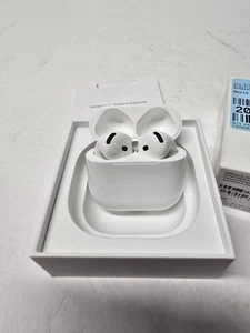 Apple AirPods 4 Wireless Earbuds, Bluetooth Headphones- White MXP63LL/A, Genuine - Photo 1 sur 9