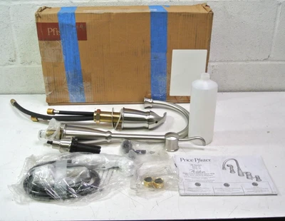 Grifo de cocina de acero inoxidable Pfister Avalon GT26-4CBS con rociador y dispensador de jabón Foto 1 de 4