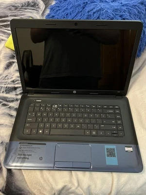 Hp 2000 Notebook Pc Laptop  - Image 1 of 4