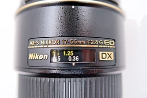 Nikon AF-S Nikkor 1:2.8 G 17-55mm DX SWM ED IF Lens - Picture 1 of 10