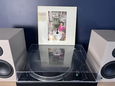 Led Zeppelin Presence Netherlands 1976 Embossed Sleeve Vinyl Ex/VG+ - Image 1 of 4