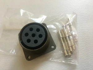 CA3102R24-2SF80  MIL-SPEC. CONNECTOR   WITH CONTACTS  - Picture 1 of 2