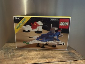 LEGO Cosmic Cruiser 6890 - 100% Complete w/ Great Looking Box & Manual 1982 Nice