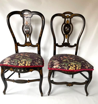 Par de sillas antiguas victorianas de salón o salón, incrustaciones doradas y de perlas Foto 1 de 4