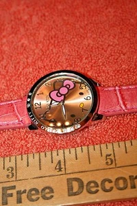 Hello Kitty Uhr mit rosa Band - Bild 1 von 6
