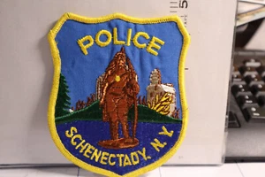 police patch  SCHENECTADY POLICE NEW YORK FUZZY LETTERING - Picture 1 of 1