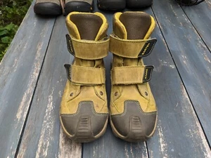 Bartek Unisex Kids Leather Boots size 33 - Picture 1 of 6