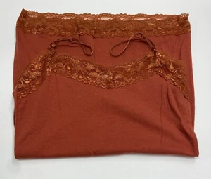 Nuovo Zenana Pizzo Regolabile Spaghetti Strap Lungo Camicia Tank Ruggine Small S - Foto 1 di 10