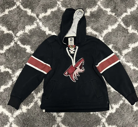 CCM Arizona Coyotes Mens Hoodie Size Large Sweatshirt - Used Cover