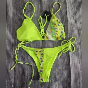 Bikini Zaful Nuevo con Etiquetas Acanalado Neón Tanga Parte Superior e Inferior Vacaciones Playa Talla Pequeña - Imagen 1 de 12