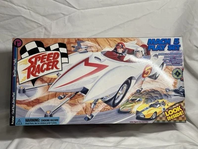 Juego de 5 Resaurus Speed Racer Mach 1999 como nuevo completo con campana y campana Foto 1 de 4