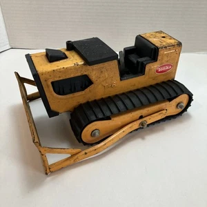 Vintage Classic Tonka T6 Bulldozer 9" Pressed Steel Played With Condition. - Picture 1 of 7