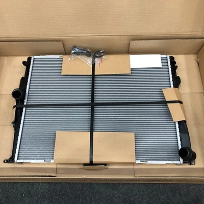 NISSENS 60786A Radiator for Select BMW 128i 325i 328i 330i Z4 2006-2013* Foto 1 de 4