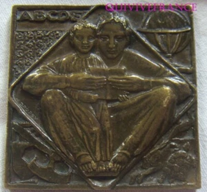 MED14653 - MEDAILLE ART DECO L'Apprentissage Education de l'enfance 1939 DROPSY - Picture 1 of 5