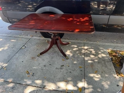 19th c .Mahogany Regency Pedestal Table Cover