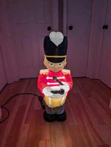 Molde soplado vintage 33" Grand Venture Drummer Soldier decoración de patio de Navidad  - Imagen 1 de 11