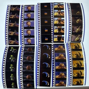 Lote De Disney James Y El Melocotón Gigante 35mm Película Tira Celdas 10 RARO B - Imagen 1 de 1