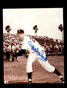 Mickey McDermott Hand Signed 8x10 Photo Autograph New York Yankees - Picture 1 of 2