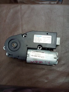2004 Jaguar XJ8 XJR 2R83-F53508-AA Webasto Sunroof Motor - Picture 1 of 2