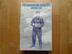 Dragon Waffen-SS Panzer Division Joachim Peiper Andersen 1944 1/16 Figure - Picture 1 of 4