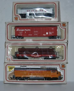 Bachmann HO Scale 4 Piece Train Lot variety Boxcars - Picture 1 of 7