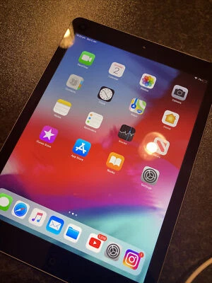 ipad air 1st gen 64gb - Image 1 of 4
