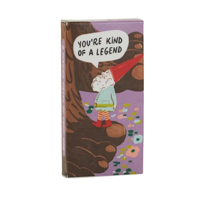 Decoración de novedad de goma azul Q Kind of a Legend Foto 1 de 2