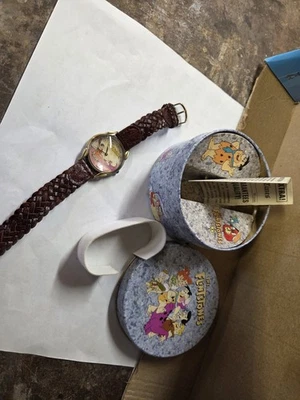 Relógio de pulso Waltham Flintstones - Imagem 1 de 4