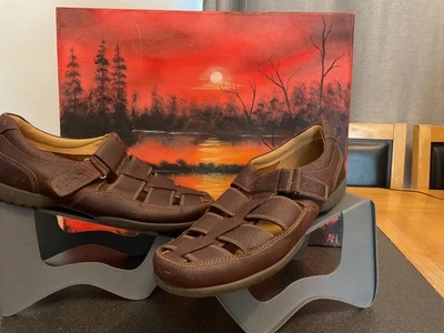 Clarks Recline Mens Brown Leather closed toe fisherman Sandals uk9.5H - Image 1 of 4