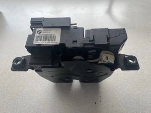 2008-2012 BMW 750i F01 ~ TRUNK LID TOP LOCK ~ 51247269543 - Picture 1 of 3