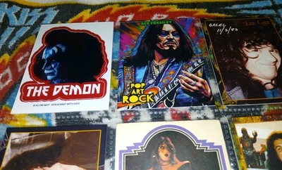 KISS MIXED LOT OF 9 CARDS ACE FREHLEY ERIC CARR GENE SIMMONS - Image 1 of 4