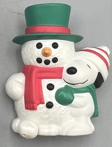 Vintage Hallmark Snoopy Peanuts Snowman Brooch Pin Pull Cord To See Woodstock - Picture 1 of 7