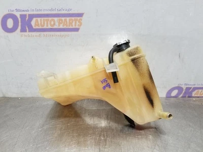 Dodge Challenger 17 2017 depósito de refrigerante  Foto 1 de 4